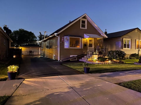 Tiny photo for 3407 W 115th Place, Chicago, IL 60655 (MLS # 12741728)