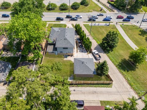 Tiny photo for 458 W 127th Street, Chicago, IL 60628 (MLS # 12526421)