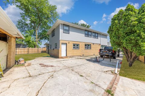 Tiny photo for 458 W 127th Street, Chicago, IL 60628 (MLS # 12526421)