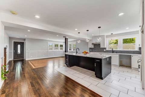 Tiny photo for 458 W 127th Street, Chicago, IL 60628 (MLS # 12526421)