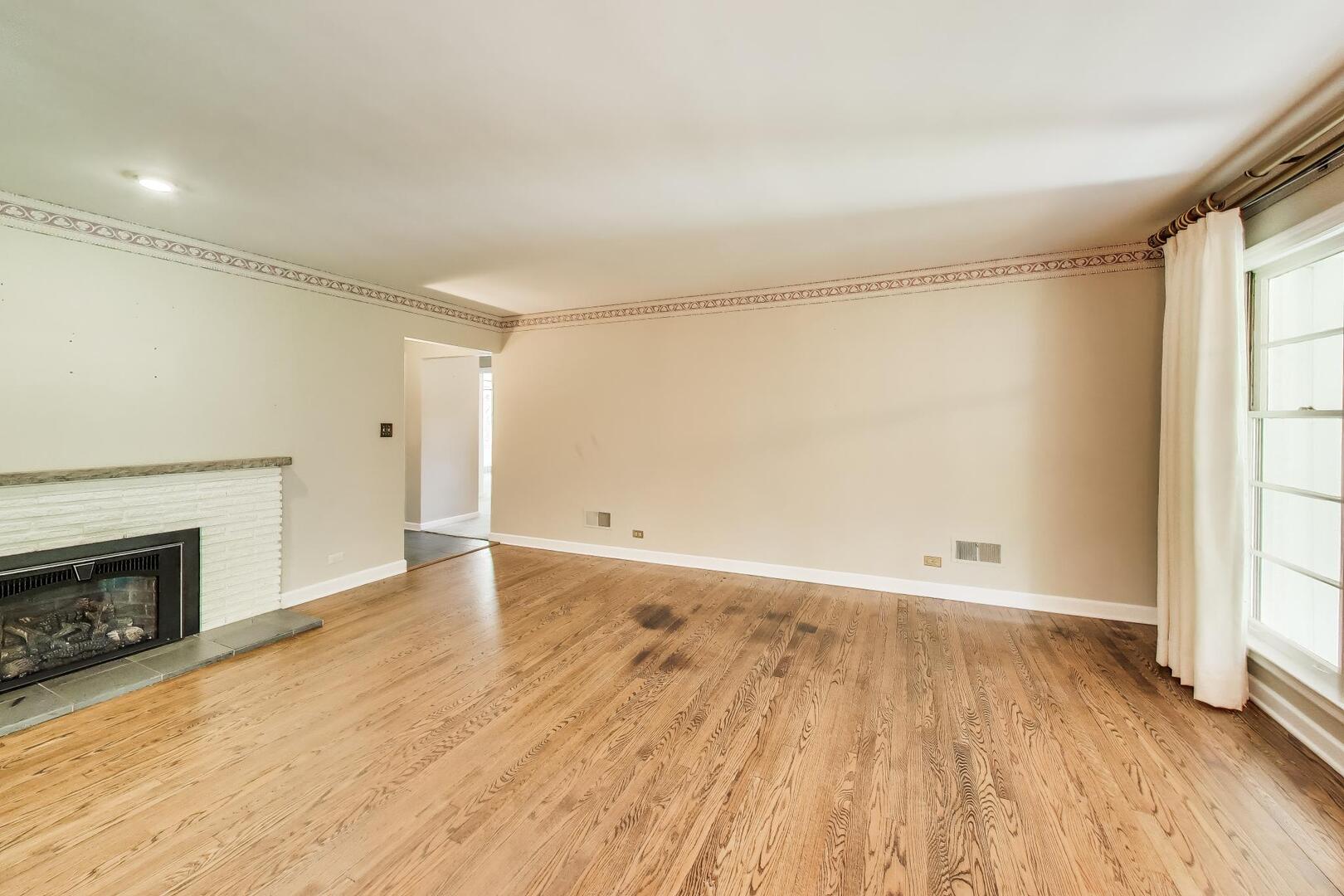 610 S Nawata Avenue