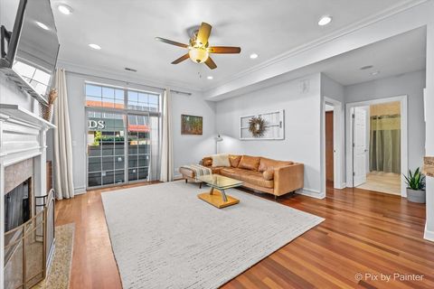 Tiny photo for 2635 W Lawrence Avenue #1A, Chicago, IL 60625 (MLS # 12624555)