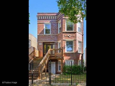 2441 N Harding Avenue 1 Chicago IL 60647