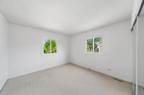 Tiny photo for 4691 Huntington Boulevard, Hoffman Estates, IL 60192 (MLS # 12702557)