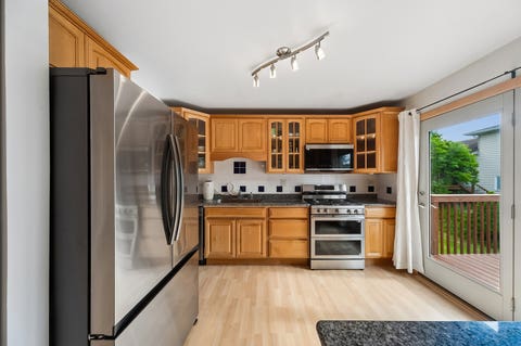 Tiny photo for 4691 Huntington Boulevard, Hoffman Estates, IL 60192 (MLS # 12702557)