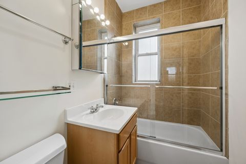 Tiny photo for 536 W BELMONT Avenue #2E, Chicago, IL 60657 (MLS # 12571157)