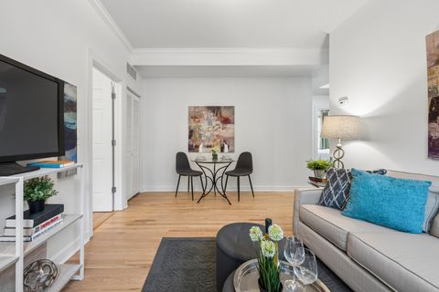 Tiny photo for 536 W BELMONT Avenue #2E, Chicago, IL 60657 (MLS # 12571157)