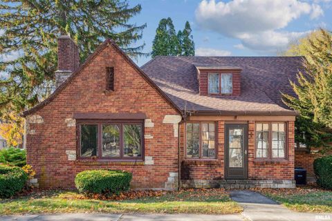 Photo of 314 W 3RD Street, Prophetstown, IL 61277 (MLS # QC4269562)