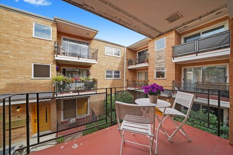 Tiny photo for 4337 N Kedvale Avenue #2E, Chicago, IL 60641 (MLS # 12493253)