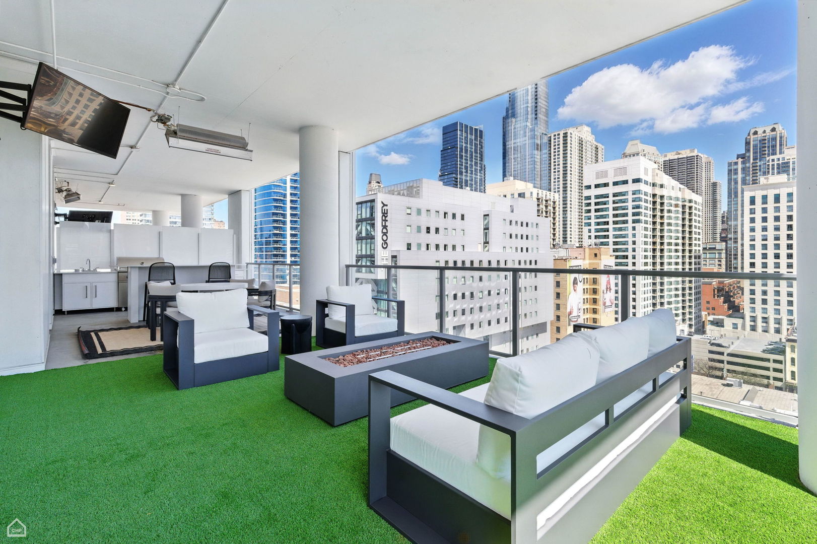 Chicago, Illinois 60654, United States, 3 Bedrooms Bedrooms, ,3 BathroomsBathrooms,Residential,Active,171473