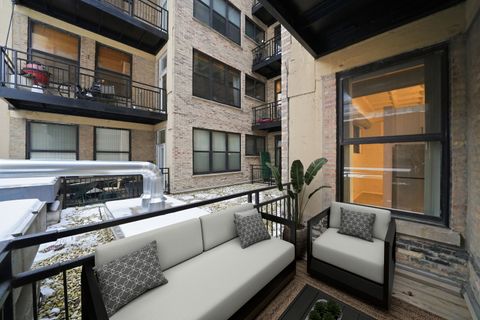 Tiny photo for 1307 S Wabash Avenue #205, Chicago, IL 60605 (MLS # 12564846)