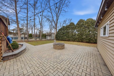 Tiny photo for 6524 Ridge Drive, Chicago Ridge, IL 60415 (MLS # 12569517)