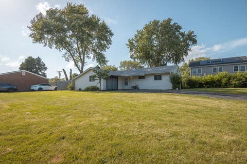 Photo of 100 FAIRWOOD Drive, Bolingbrook, IL 60440 (MLS # 12690491)