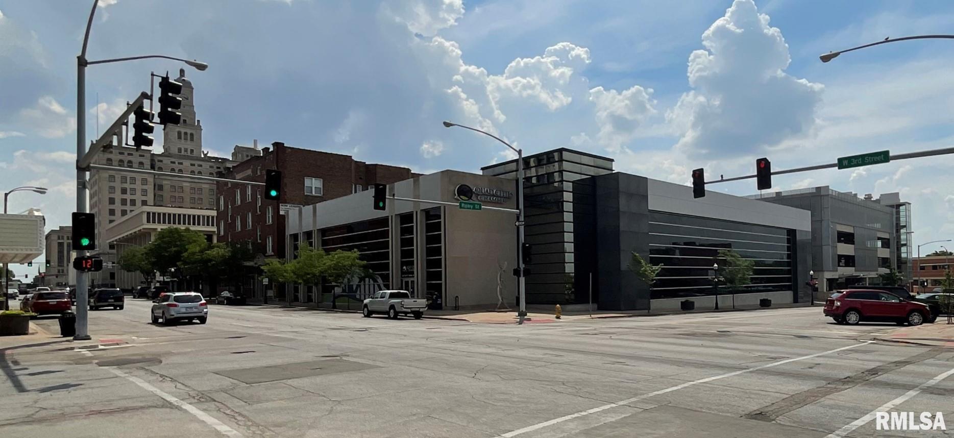 Photo 1 of 1 — 331 W 3RD Street 203, Davenport, IA 52801