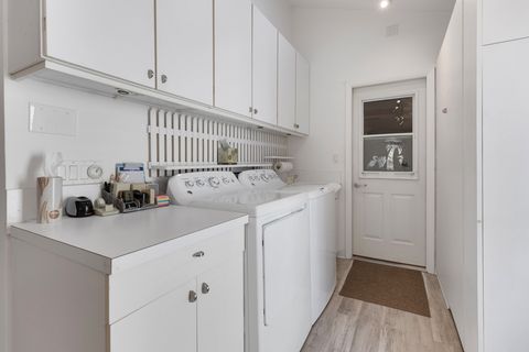 Tiny photo for 110 ESSEX Road, Elk Grove Village, IL 60007 (MLS # 12496708)