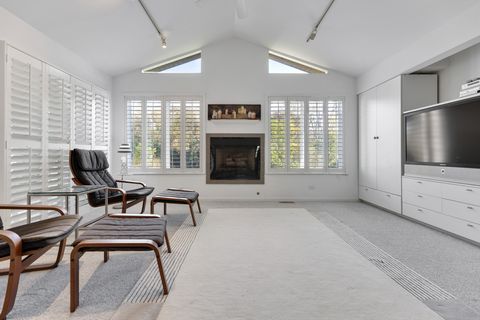 Tiny photo for 110 ESSEX Road, Elk Grove Village, IL 60007 (MLS # 12496708)