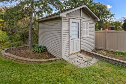 Tiny photo for 110 ESSEX Road, Elk Grove Village, IL 60007 (MLS # 12496708)