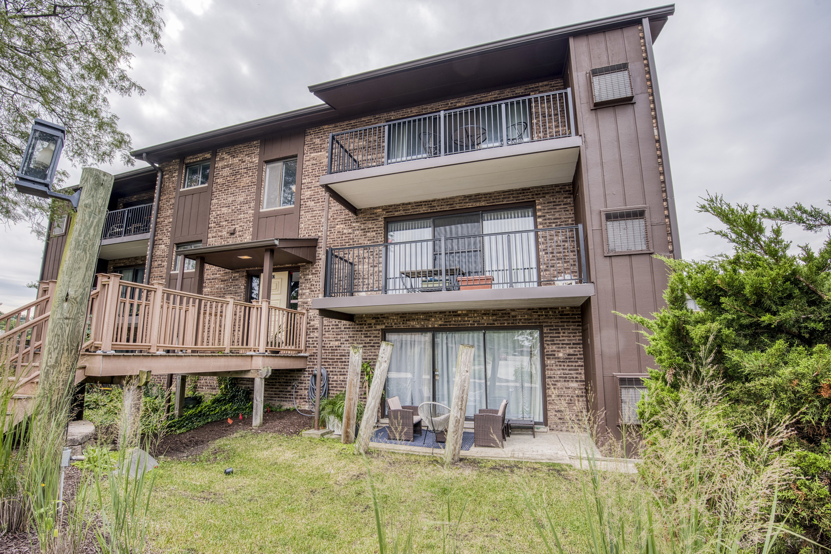 47 W Pier Drive 102