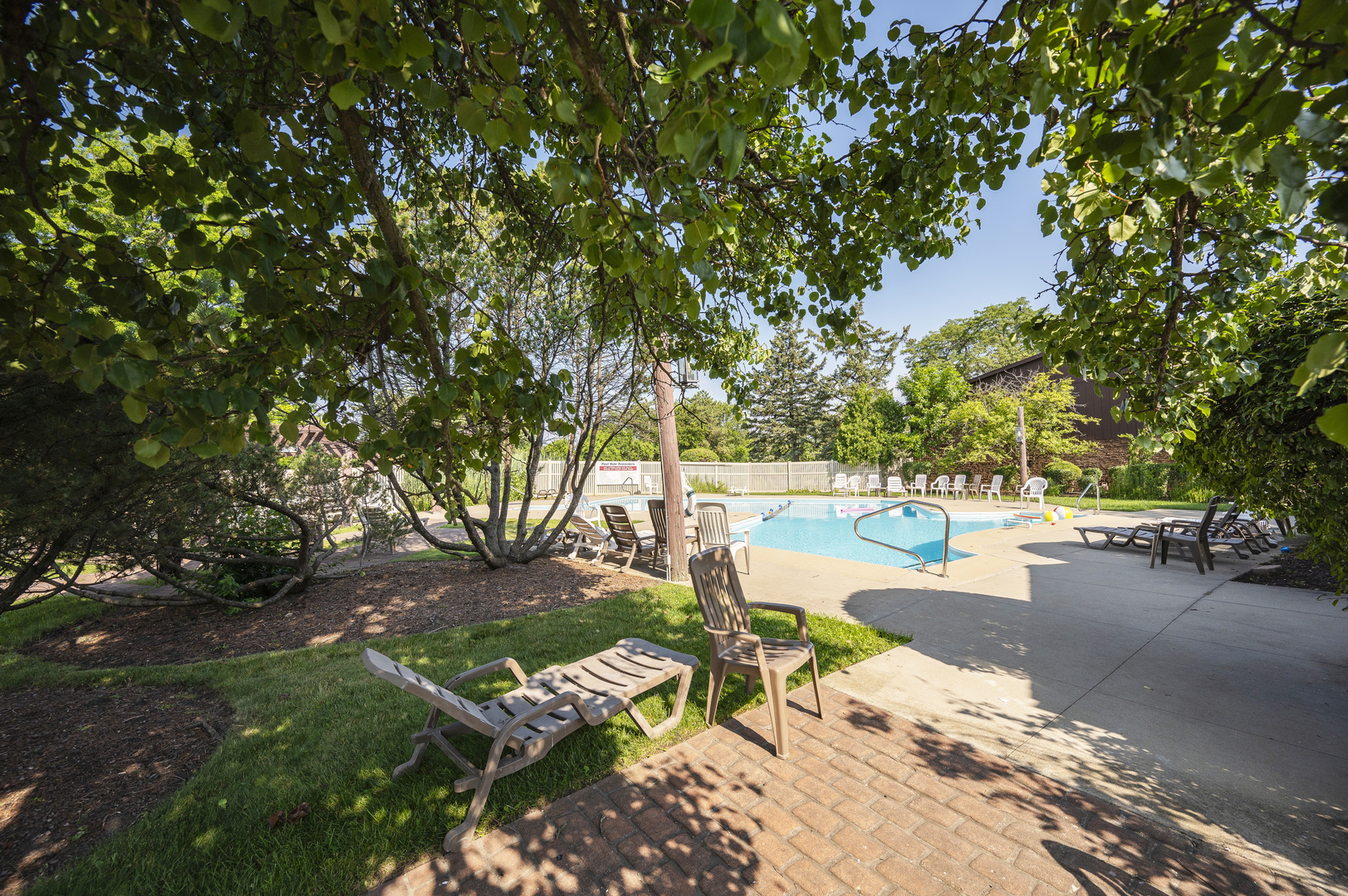 47 W Pier Drive 102