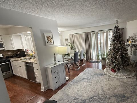 Tiny photo for 47 W Pier Drive #102, Westmont, IL 60559 (MLS # 12457560)