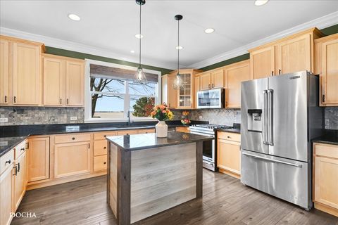 Tiny photo for 2121 Iroquois Lane, Yorkville, IL 60560 (MLS # 12519576)