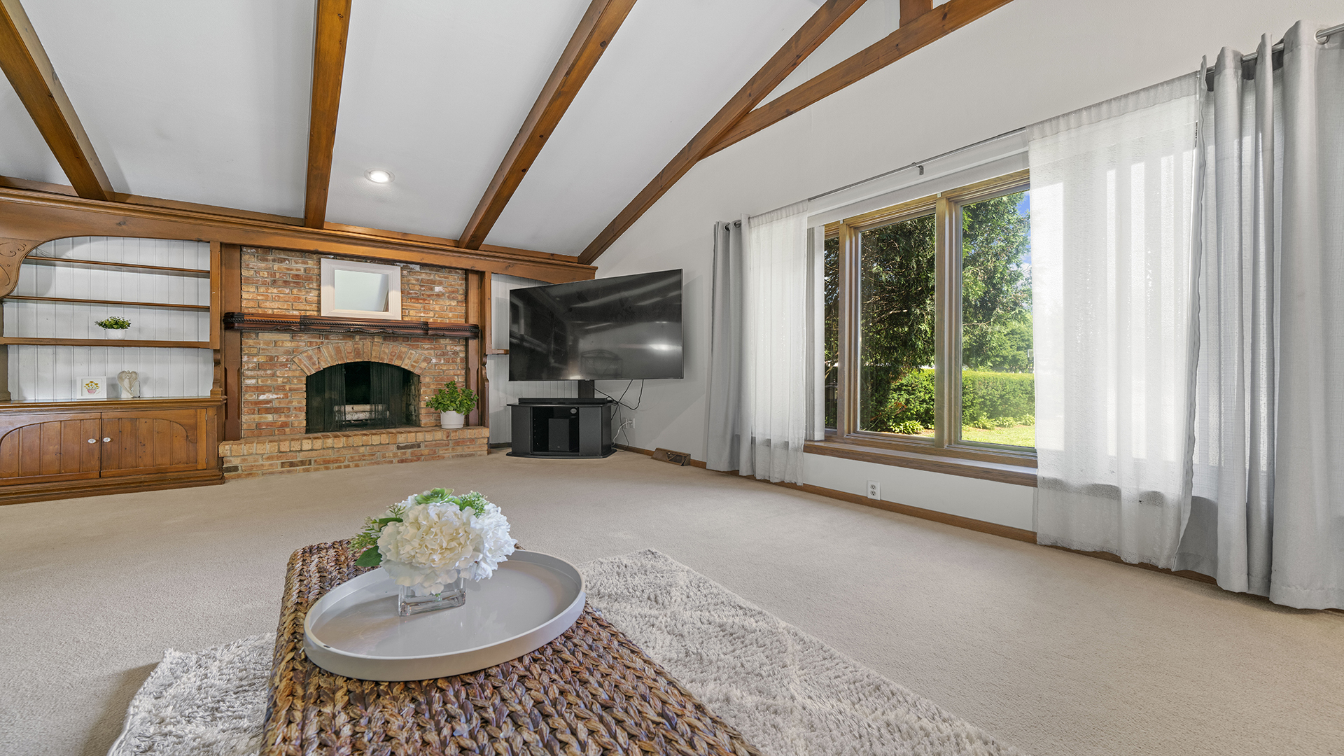 1326 Esmond Drive