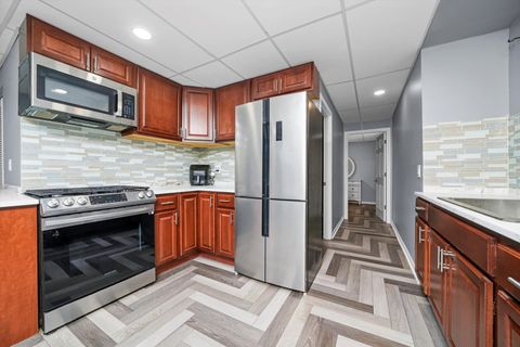 Tiny photo for 726 Bristol Street, Pingree Grove, IL 60140 (MLS # 12493410)