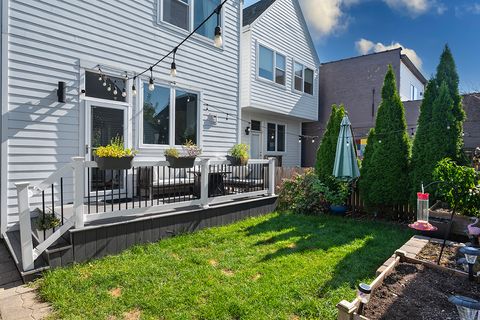 Tiny photo for 3704 N Milwaukee Avenue, Chicago, IL 60641 (MLS # 12484161)