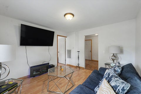 Tiny photo for 710 E Park Street, Urbana, IL 61802 (MLS # 12664983)