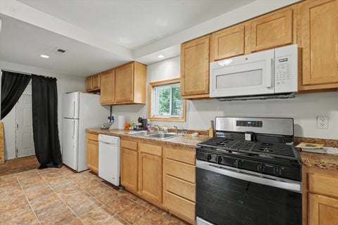 Tiny photo for 710 E Park Street, Urbana, IL 61802 (MLS # 12664983)