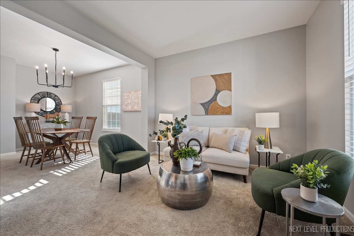 2236 Fairfax Way