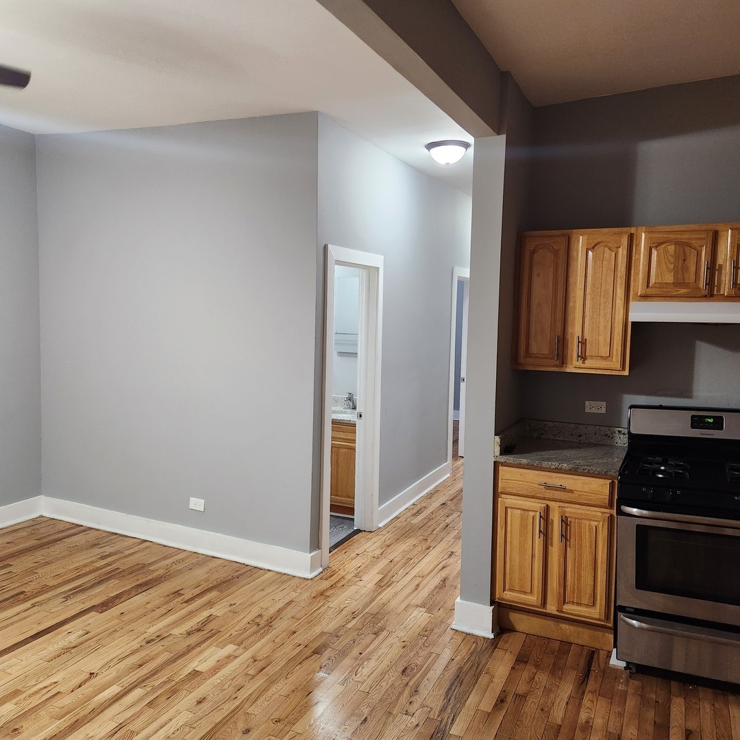 1264 S Saint Louis Avenue