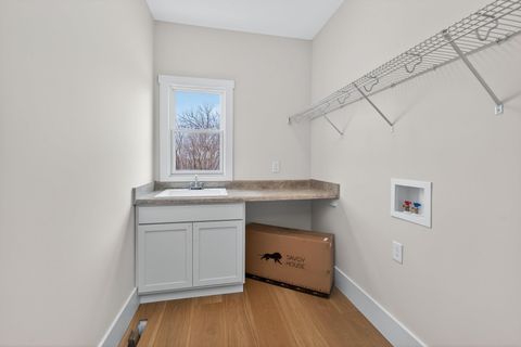 Tiny photo for 7091 SPRING CREEK Drive, Bettendorf, IA 52722 (MLS # 100000502)