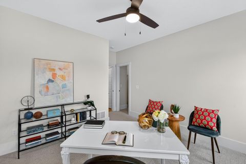 Tiny photo for 7091 SPRING CREEK Drive, Bettendorf, IA 52722 (MLS # 100000502)