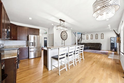 Tiny photo for 9 Tenneyson Court, Lake In The Hills, IL 60156 (MLS # 12746767)