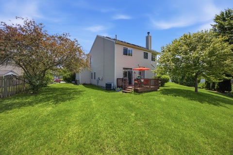 Tiny photo for 9 Tenneyson Court, Lake In The Hills, IL 60156 (MLS # 12746767)