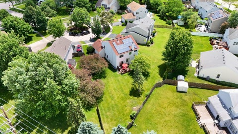 Tiny photo for 9 Tenneyson Court, Lake In The Hills, IL 60156 (MLS # 12746767)