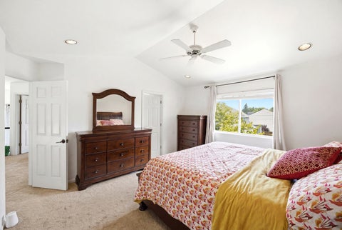 Tiny photo for 9 Tenneyson Court, Lake In The Hills, IL 60156 (MLS # 12746767)