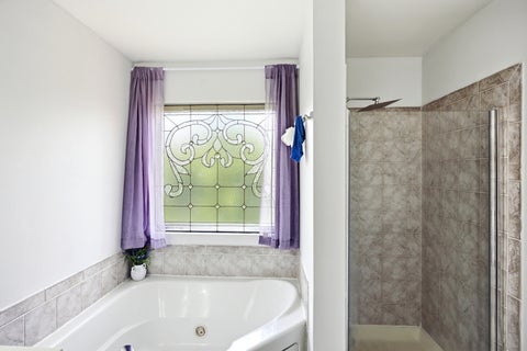 Tiny photo for 9 Tenneyson Court, Lake In The Hills, IL 60156 (MLS # 12746767)
