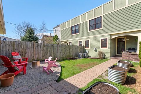 Tiny photo for 1941 Wesley Avenue, Evanston, IL 60201 (MLS # 12624260)