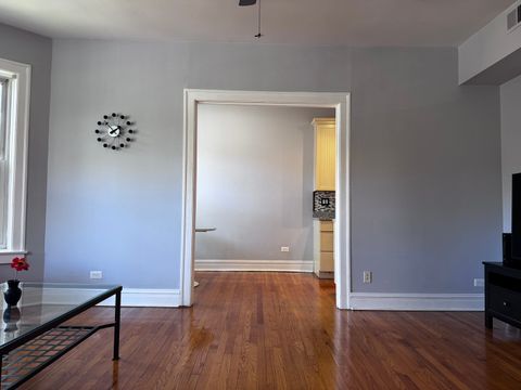 Tiny photo for 6249 N Sheridan Road #5, Chicago, IL 60660 (MLS # 12541799)