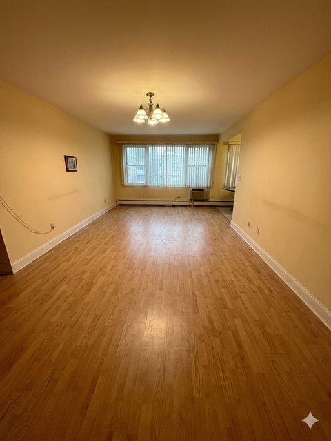 Tiny photo for 916 E Old Willow Rd Road #102, Prospect Heights, IL 60070 (MLS # 12751334)