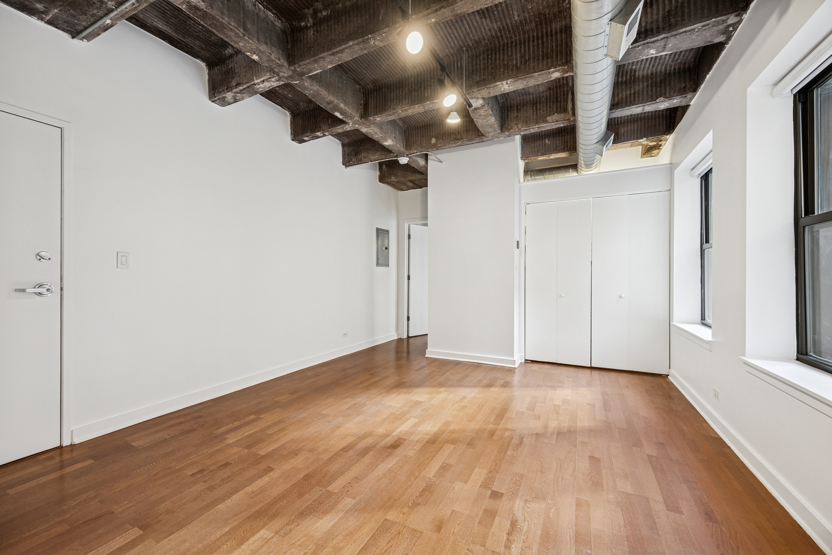 3150 N Sheffield Avenue 410