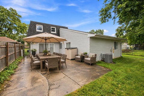 Tiny photo for 927 Shiloh Court, Joliet, IL 60431 (MLS # 12751813)