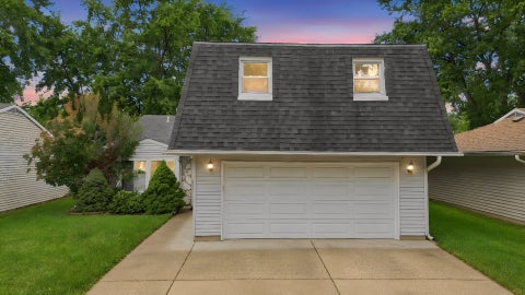 Tiny photo for 927 Shiloh Court, Joliet, IL 60431 (MLS # 12751813)