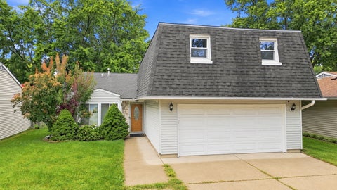 Photo of 927 Shiloh Court, Joliet, IL 60431 (MLS # 12751813)