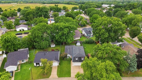 Tiny photo for 927 Shiloh Court, Joliet, IL 60431 (MLS # 12751813)