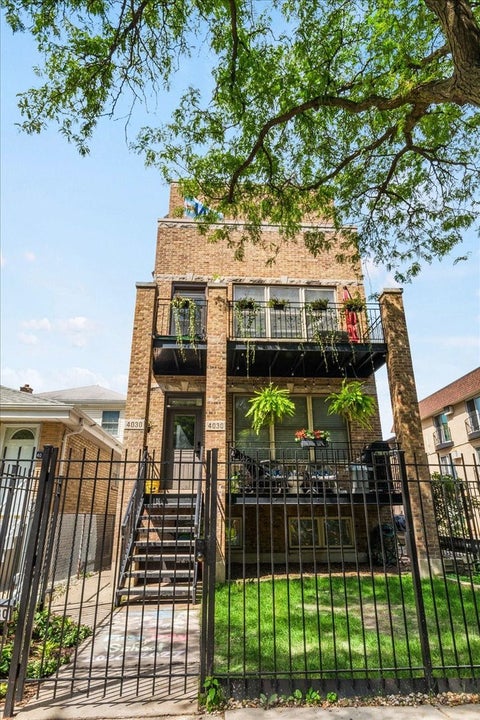 Photo of 4030 N California Avenue #3, Chicago, IL 60618 (MLS # 12732204)