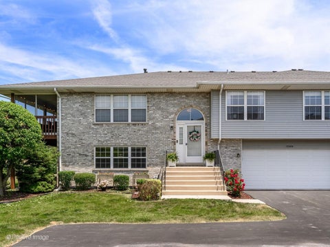 Photo of 15606 Centennial Court, Orland Park, IL 60462 (MLS # 12672934)