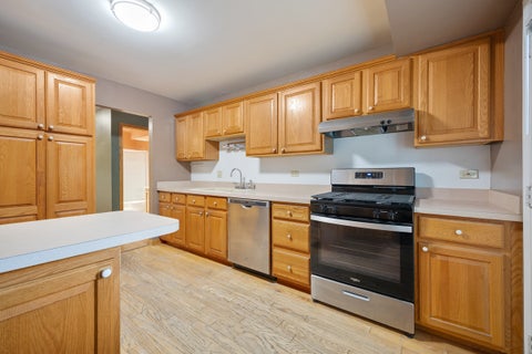 Tiny photo for 1381 Volkamer Trail, Elk Grove Village, IL 60007 (MLS # 12756353)